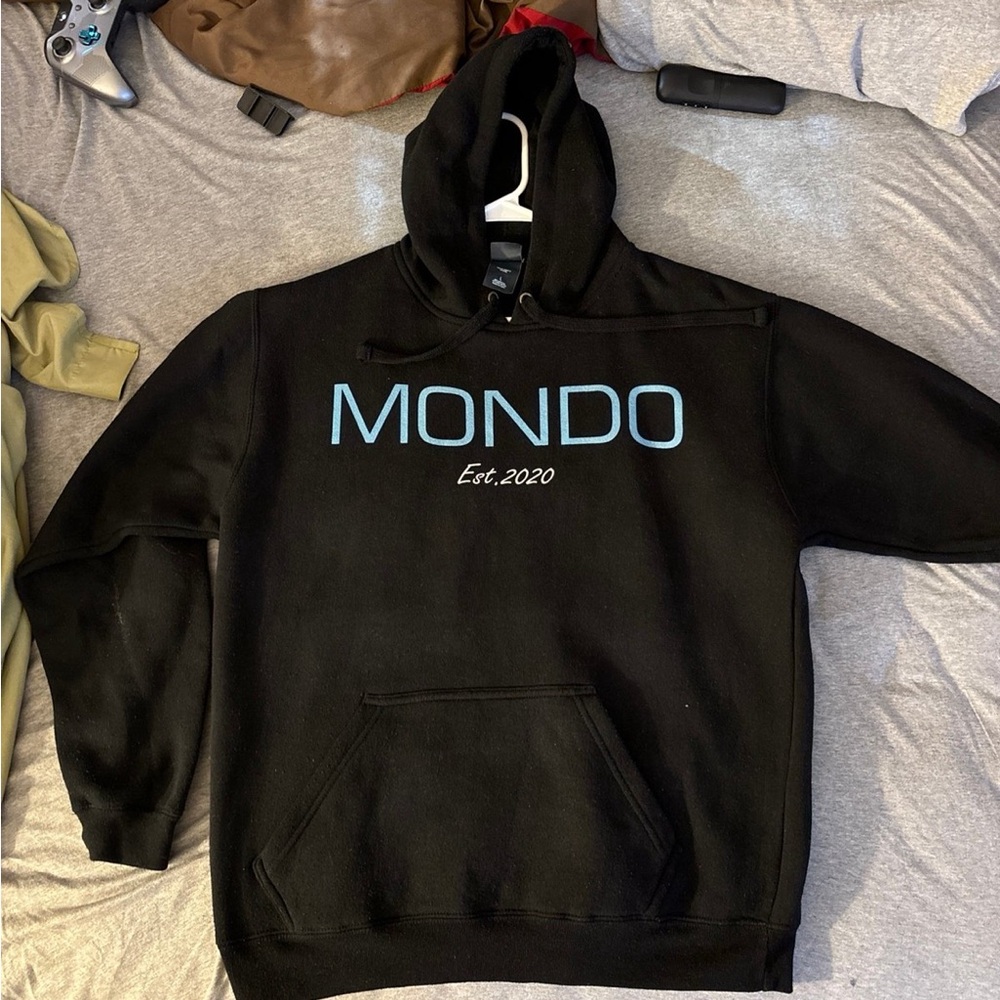 Mondo Hoodie Unisex Like New